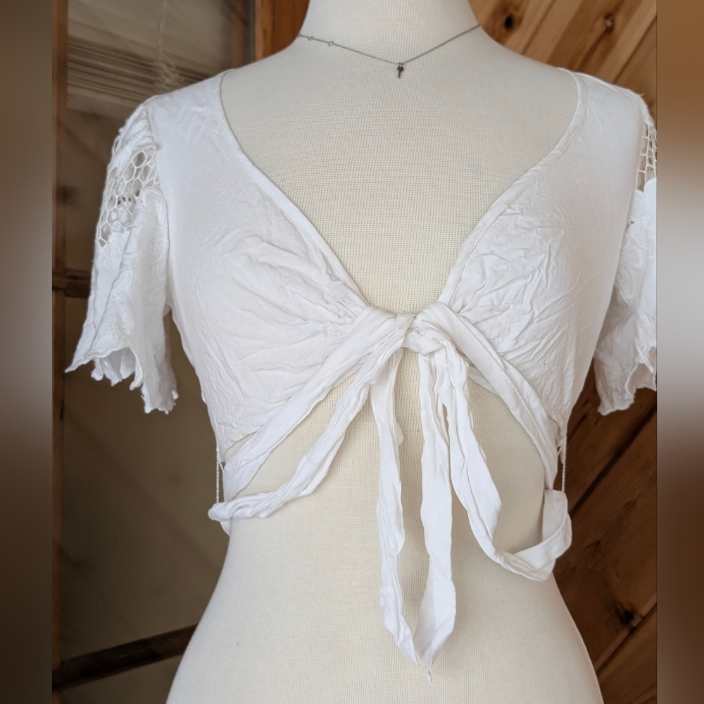 Forever 21 White Crop Top